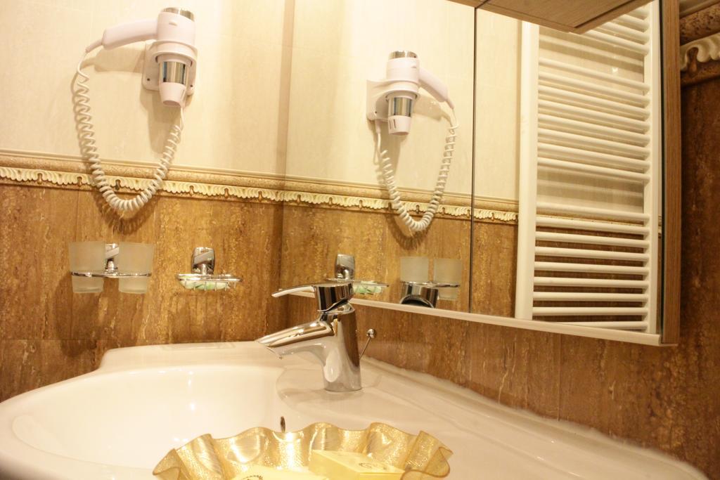 Hotel Esprit Braşov Eksteriør billede