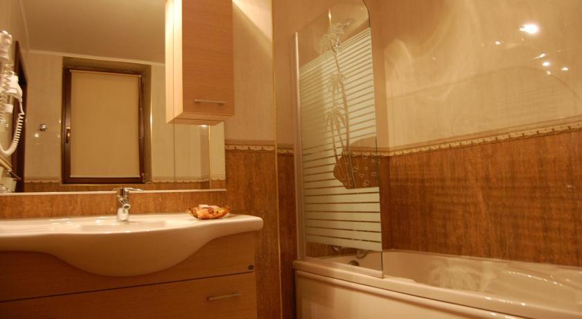 Hotel Esprit Braşov Værelse billede